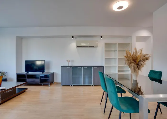 Appartement Spacious Modern 3bd In Prestigious Engomi *