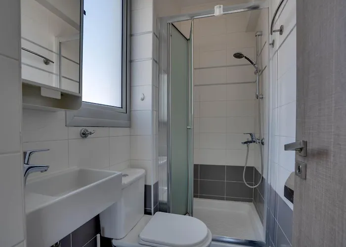 Appartement Spacious Modern 3bd In Prestigious Engomi