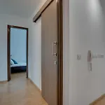 Spacious Modern 3bd In Prestigious Engomi Apartment