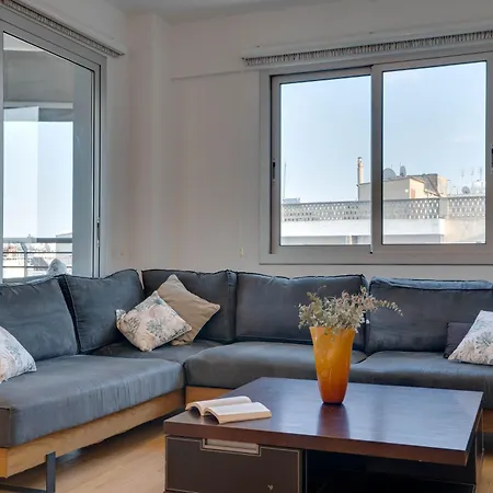 Spacious Modern 3bd In Prestigious Engomi Apartmán *