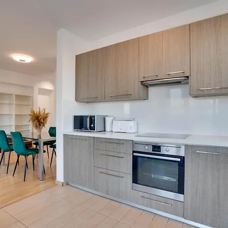 Apartman Spacious Modern 3bd In Prestigious Engomi Ayios Dhometios