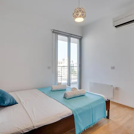 Spacious Modern 3bd In Prestigious Engomi Apartman