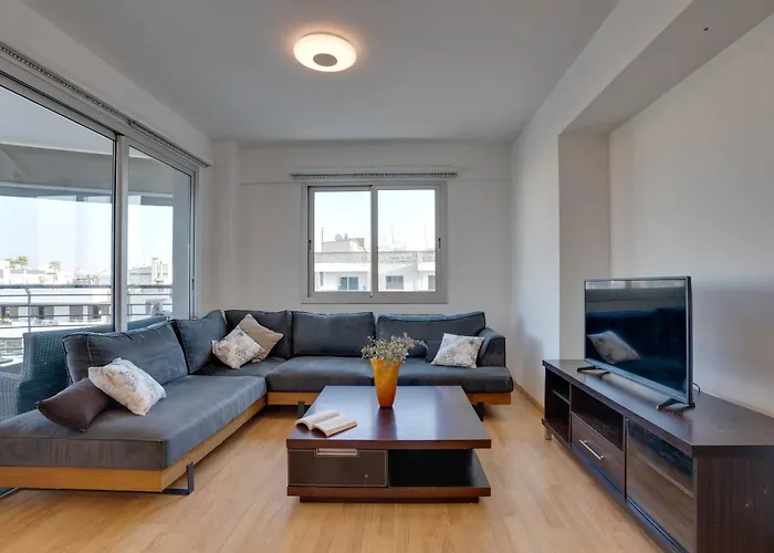 Spacious Modern 3bd In Prestigious Engomi Ayios Dhometios